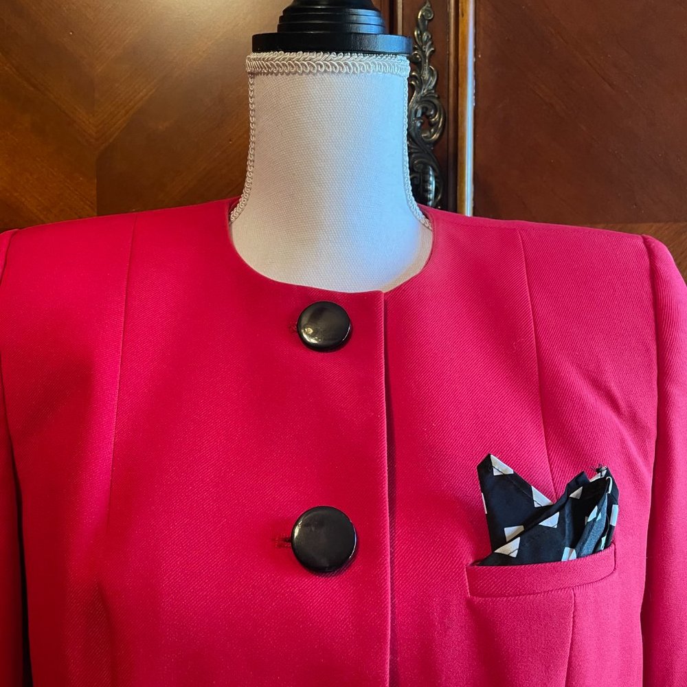 "Suits by Dallas" Jacket - Picture 2 of 5